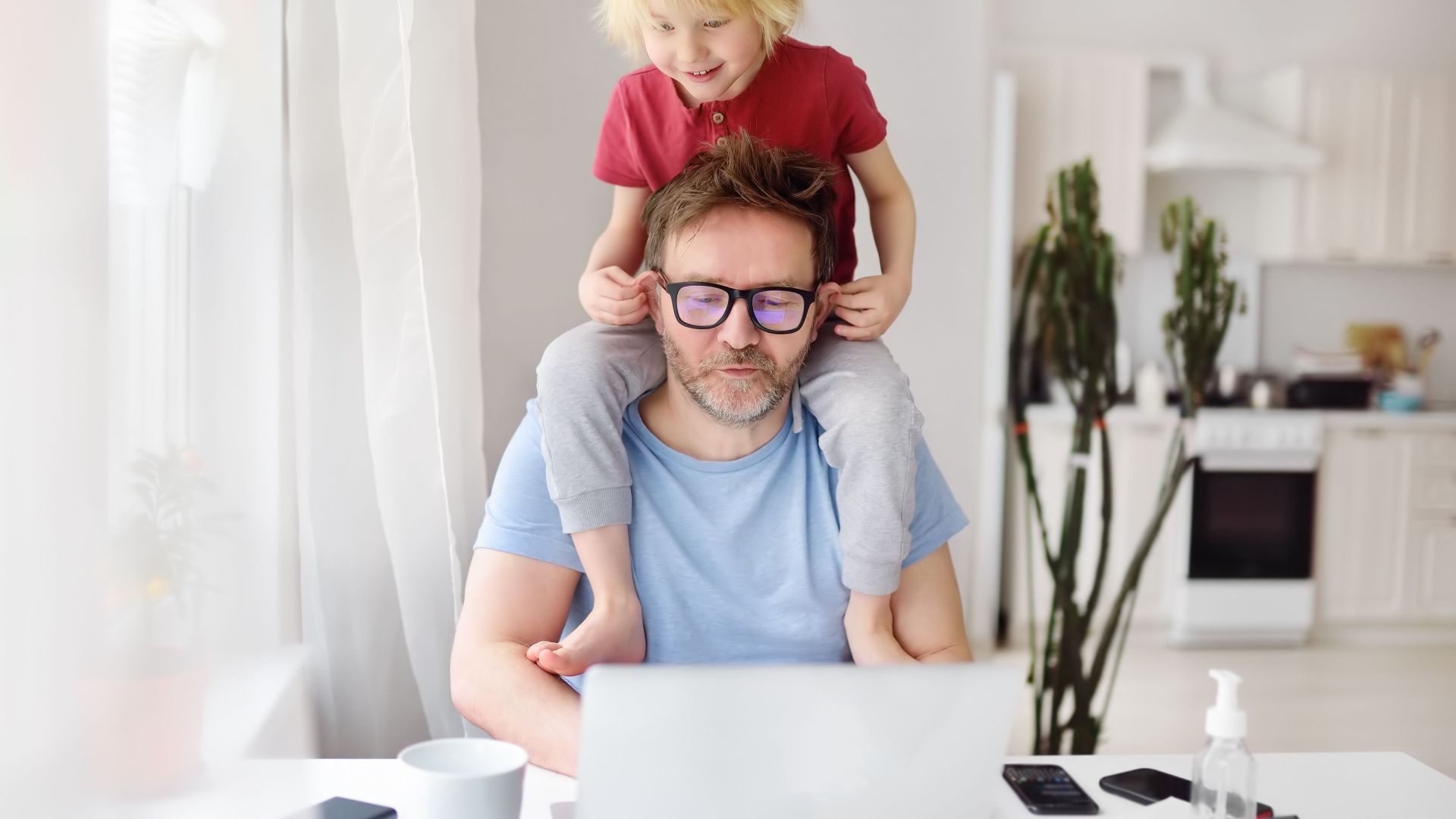 Parentalité : 82 % des salariés prêts à changer d’entreprise pour bénéficier de plus de services