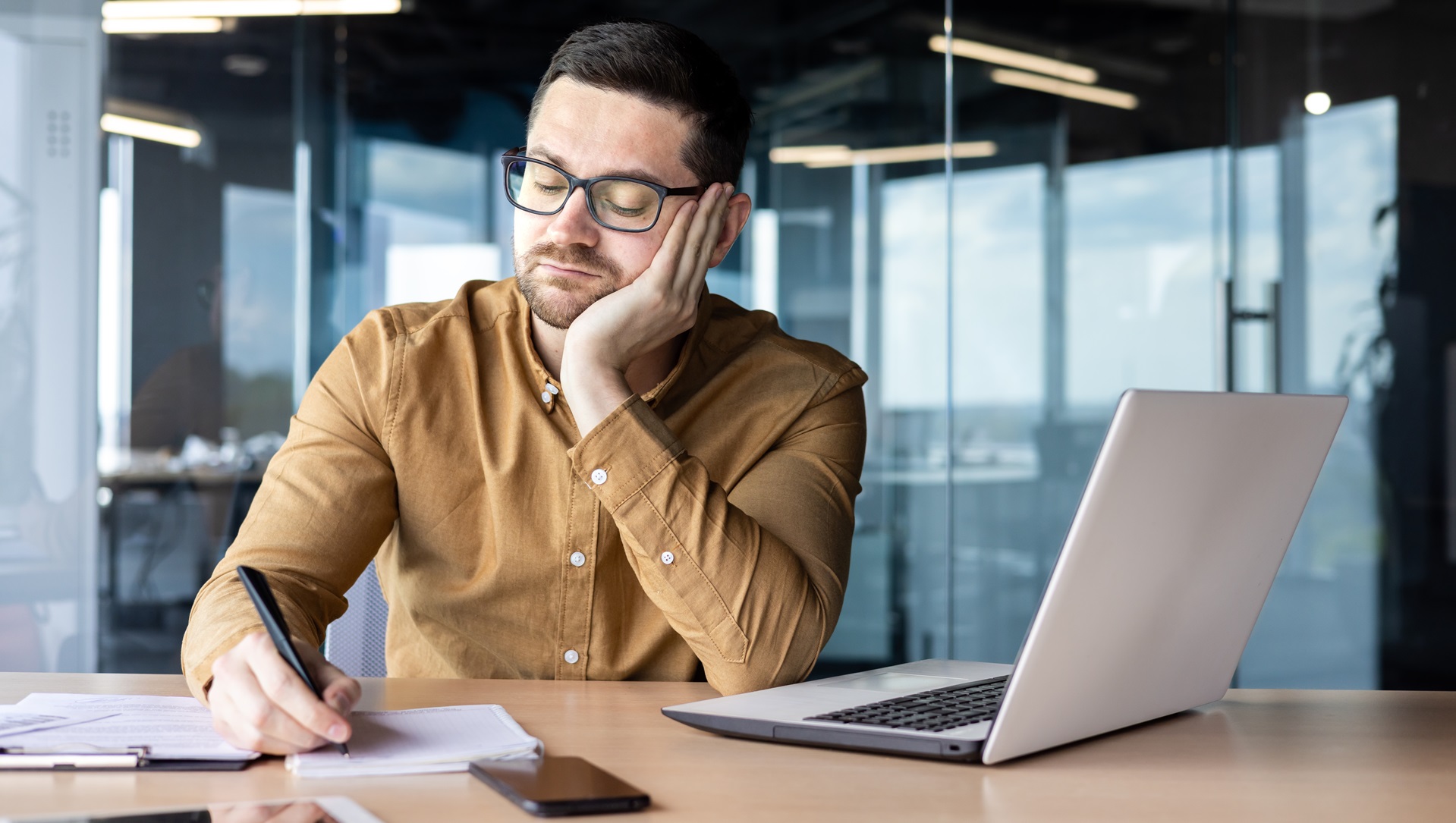 Le burn-out, la perte de sens et l’ennui parmi les plus grands risques liés au travail