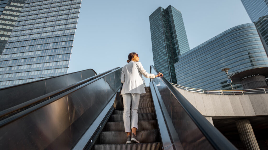 Voici à quoi ressemblera le monde du travail en 2030 (et comment s'y préparer)